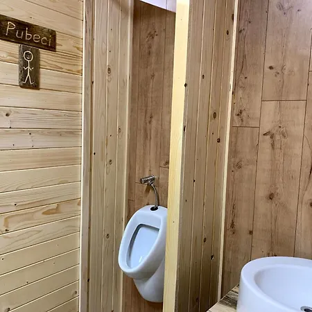 Kamp alanı Unique Experience - Domacija Sraj