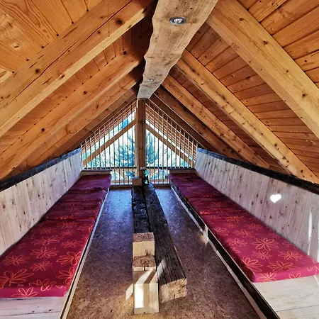 Kamp alanı Unique Experience - Domacija Sraj